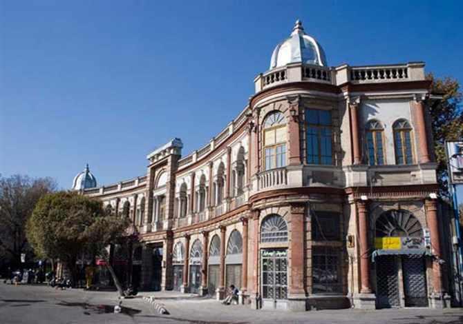 میدان حسن آباد تهران