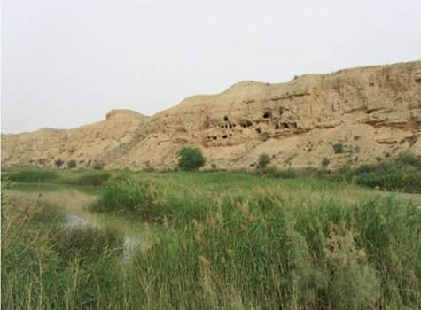 غار چهل خانه