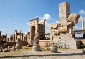 پاسارگاد، آرامگاه کوروش