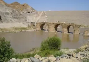 پل خدا آفرین کجاست؟