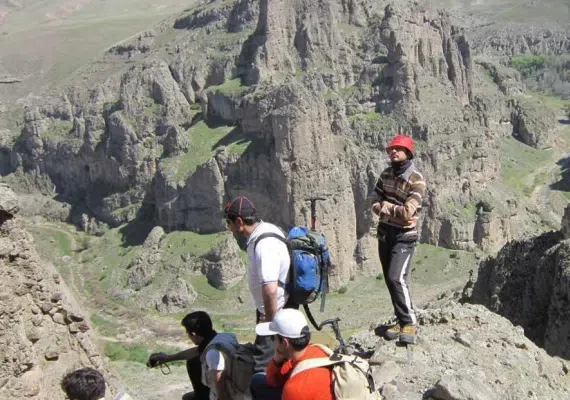 روستای مجارشین، میرزانشین اسکو
