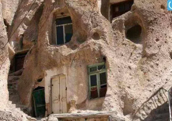 روستای کندوان، تنها روستای صخره ای و مسکونی جهان