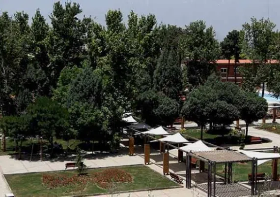 بوستان ولایت، بوستانی با امکانات متعدد