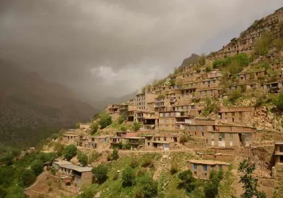 روستای اورامان تخت