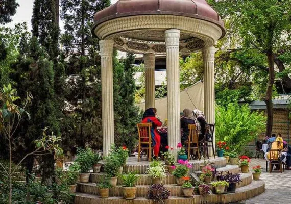 باغ نگارستان، تجربه آرامش حافظیه