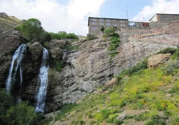 آبشار دوقلو، آبشار بیشه تهران