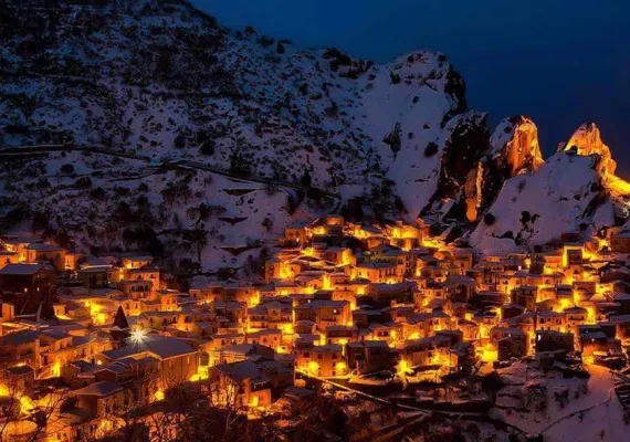 روستای اورامان تخت