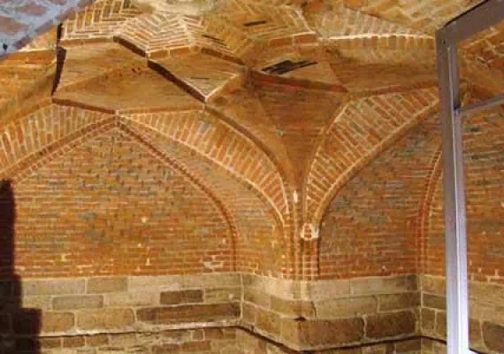 گنبد کبود مراغه