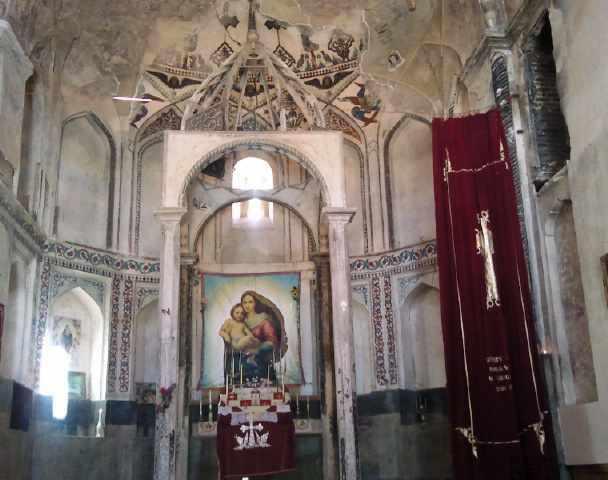 کلیسای سن استپانوس جلفا، عبادتگاهی زیبا در قلب کوهستان