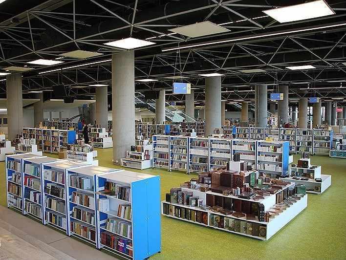 باغ کتاب تهران، بزرگترین کتاب فروشی جهان