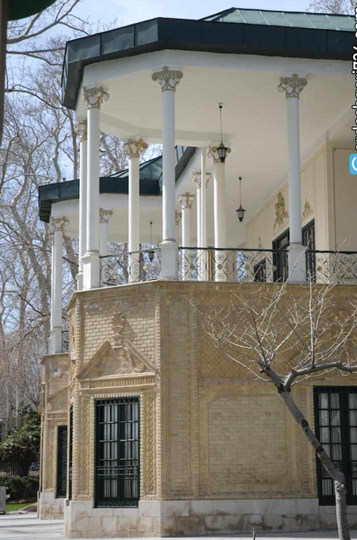 کوشک احمد شاهی تهران، عمارتی با شکوه