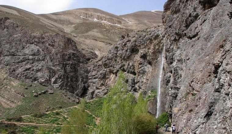 آبشار سنگان، آبشاری چهار فصل