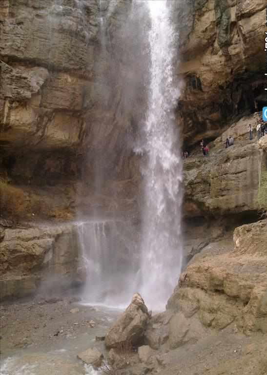 آبشار سرکند دیزج شبستر