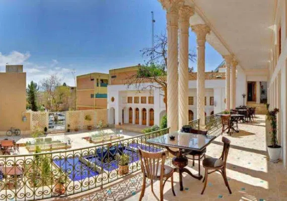 خانه نظام الاسلام اصفهان، هتل سنتی کریاس