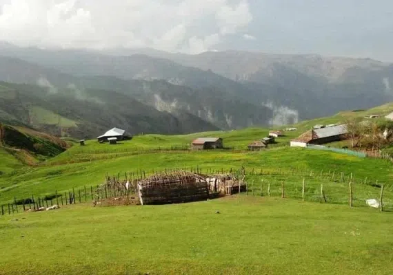 آبشار ورزان کجاست