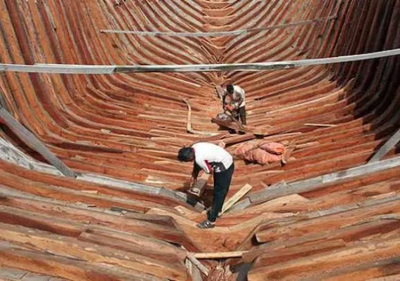 سد و روستای گوران