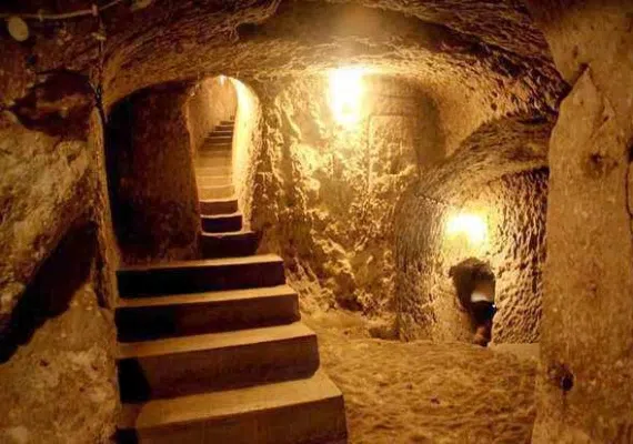 شهر زیرزمینی کاریز