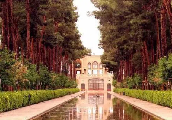 باغ دولت آباد یزد، باغ هزار درخت