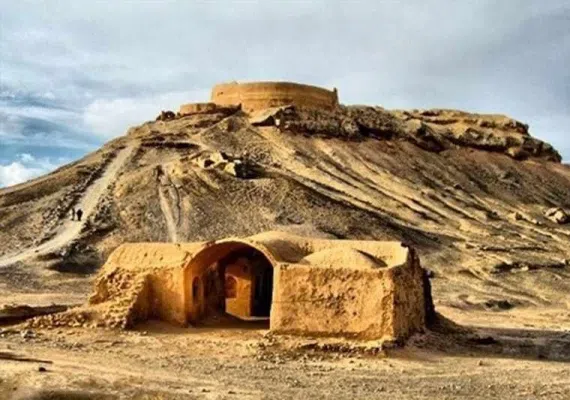 دخمه زرتشتیان، برج خاموش یزد