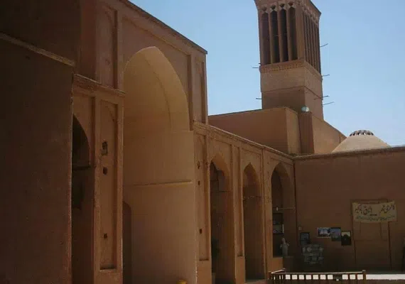 زندان اسکندر یا مدرسه ضیائیه