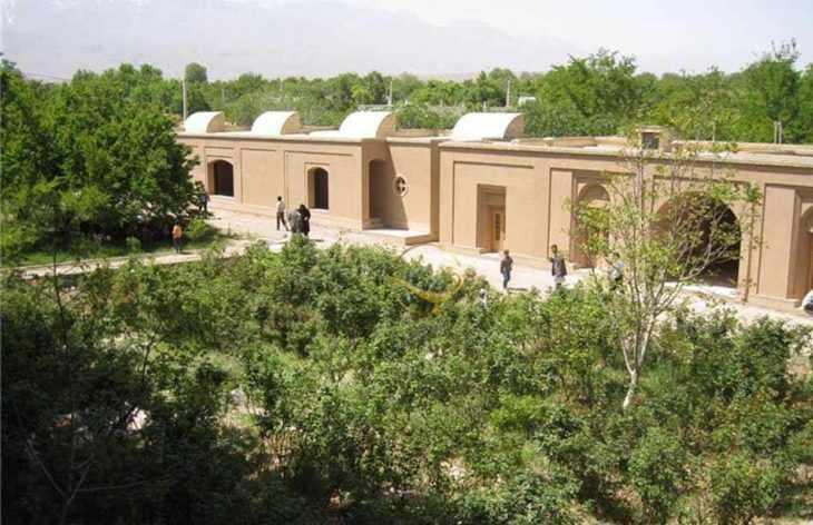 باغ پهلوان پور مهریز، معماری تماما اصیل ایرانی