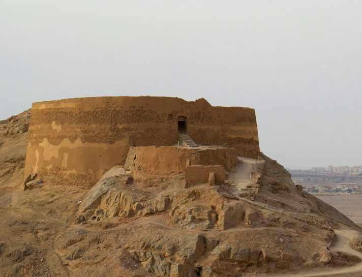 دخمه زرتشتیان، برج خاموش یزد