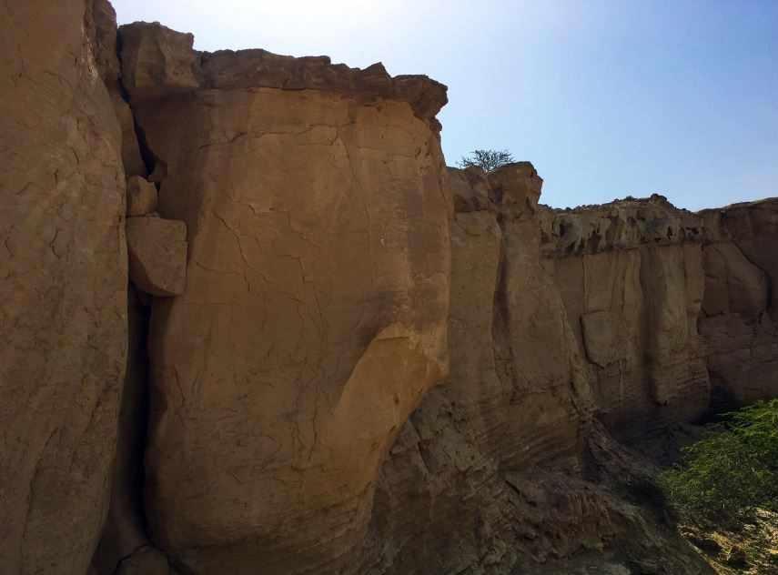 تنگه چاهکوه