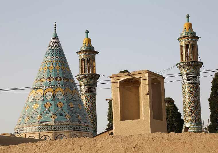 امامزاده ابراهیم، نگینی بر تارک فین کاشان