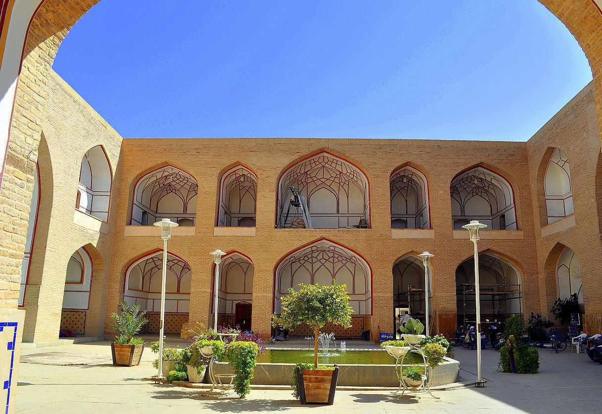 مناره علی اصفهان