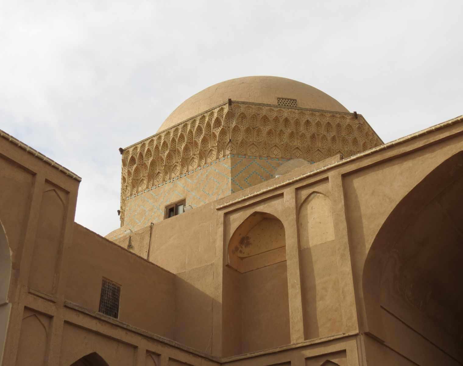 زندان اسکندر یا مدرسه ضیائیه