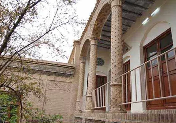 خانه پردلی