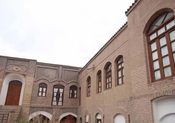 ساختمان پست قدیم بیرجند