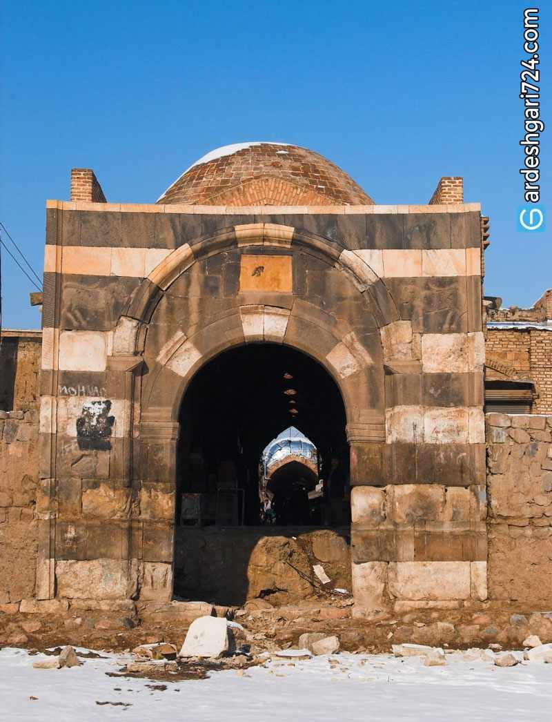 دروازه سنگی خوی