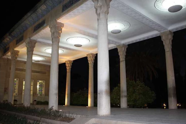 آرامگاه حافظ شیرازی