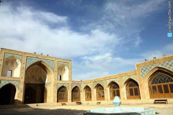مسجد جامع عتیق قم، شاهکار معماری ایرانی اسلامی