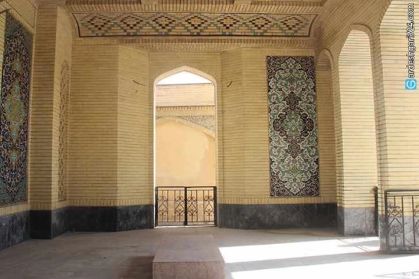 آرامگاه سیبویه