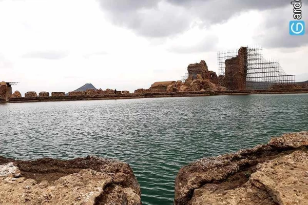 دریاچه تخت سلیمان