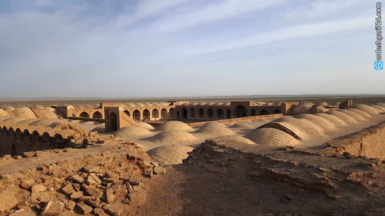 کاروانسرای دیر گچین، مادر کاروانسراهای ایران