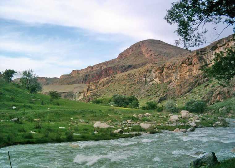 آبشار قلعه جوق