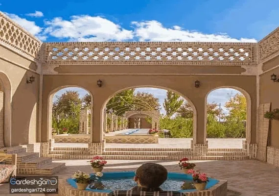 اقامتگاه بوم گردی عمارت بهشت هشتم