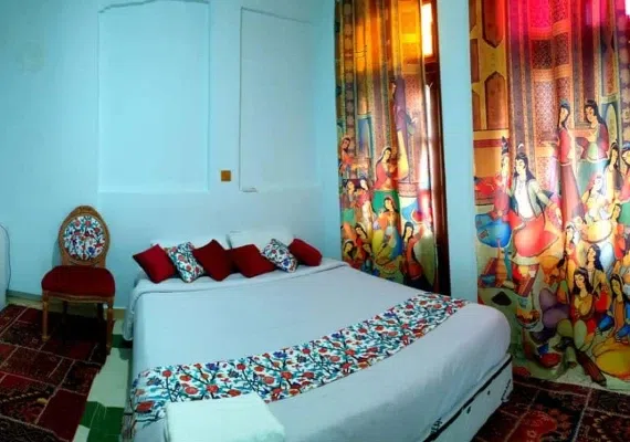 اقامتگاه سنتی پسین شیراز