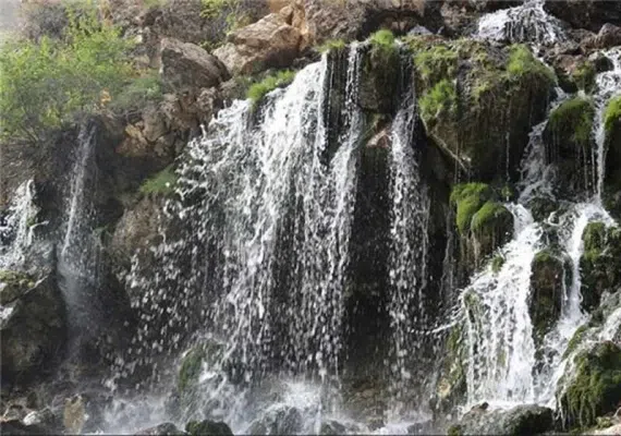 آبشار نره گر اسبو