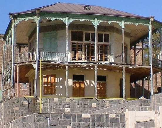 عمارت کلاه فرنگی ماکو