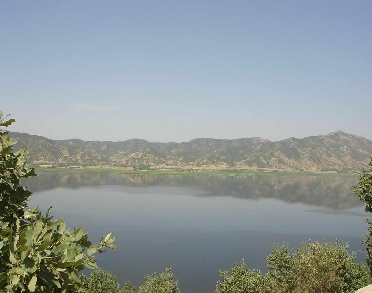 دریاچه زریوار (زریبار) مریوان کجاست