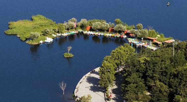 دریاچه زریوار (زریبار) مریوان کجاست