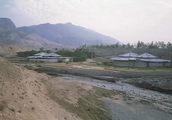 چشمه های آب گرم دهلران