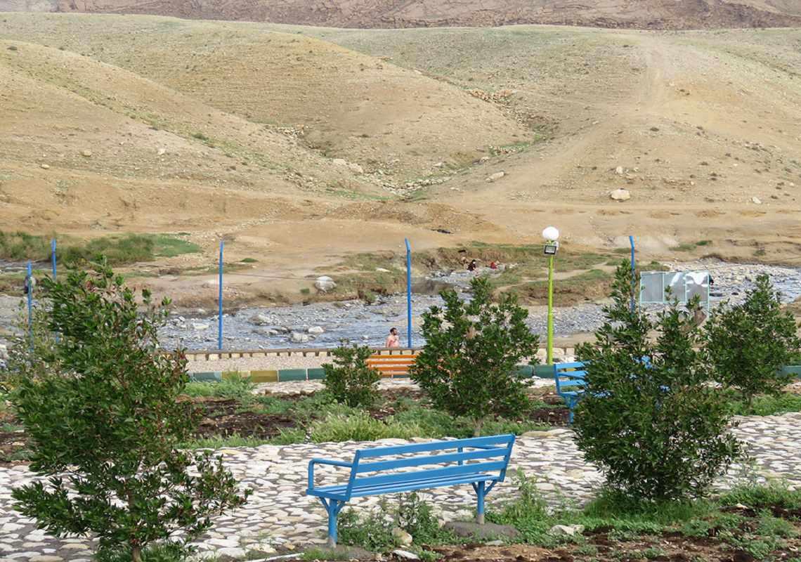 چشمه های آب گرم دهلران