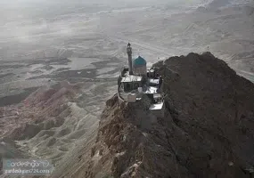 کوه بلند قامت خضر