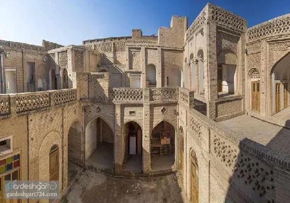 خانه تاریخی سوزنگر