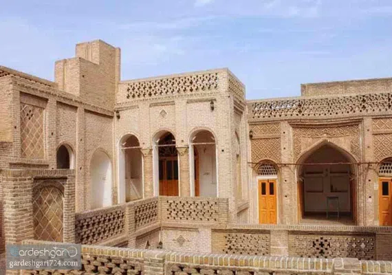 خانه تاریخی سوزنگر